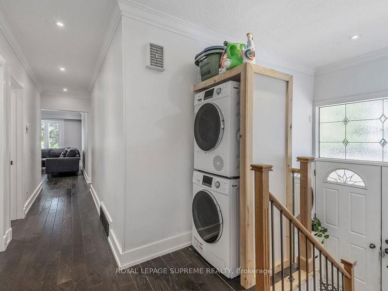 62 Haliburton Ave  Toronto, M9B 4Y4 | Image 24