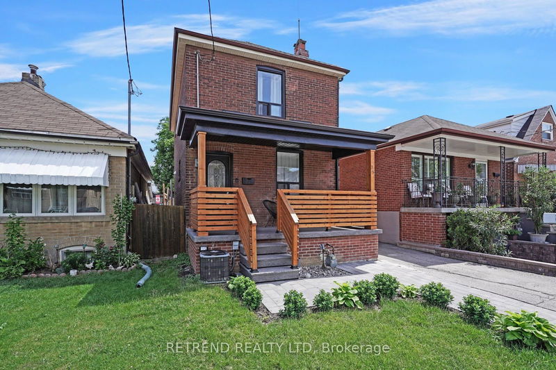 35 Chryessa Ave  Toronto, M6N 4T4 | Image 2