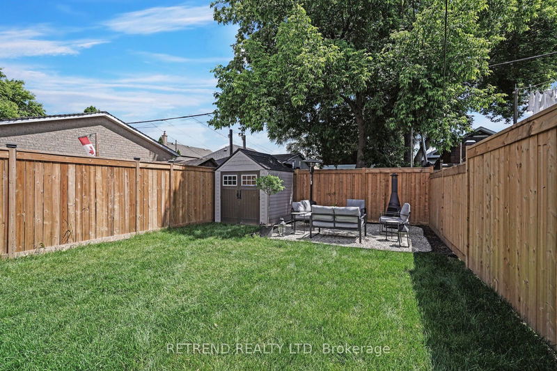 35 Chryessa Ave  Toronto, M6N 4T4 | Image 38