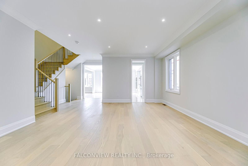 91 BRENSCOMBE Rd, Brampton, L7A 4K5 | Image 2