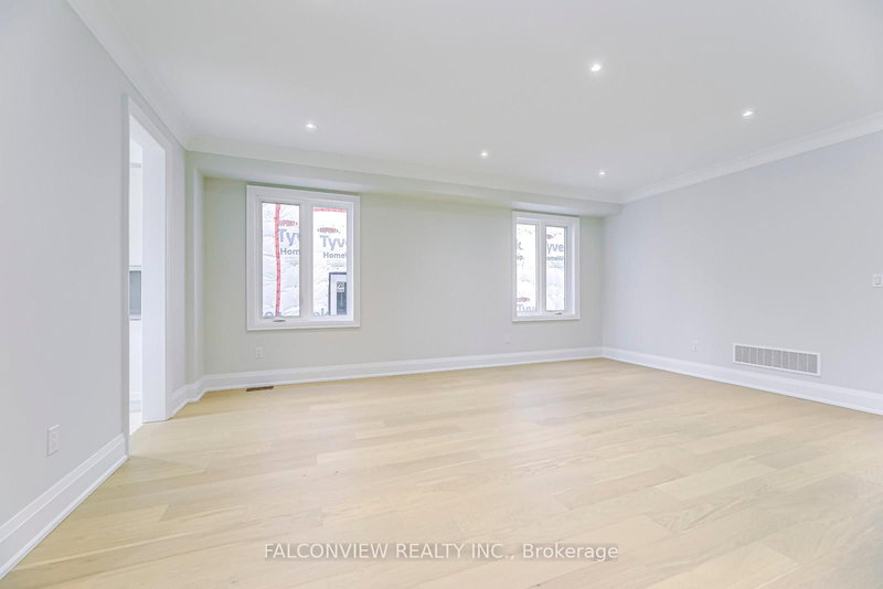 91 BRENSCOMBE Rd, Brampton, L7A 4K5 | Image 3