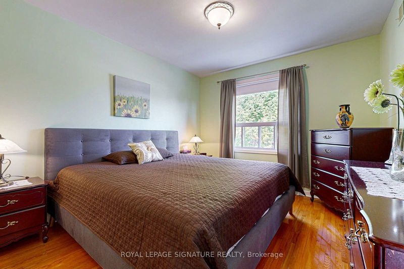 454 Glen Park Ave  Toronto, M6B 2E7 | Image 17