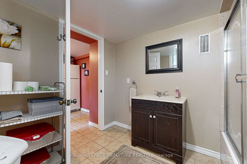 454 Glen Park Ave  Toronto, M6B 2E7 | Image 28