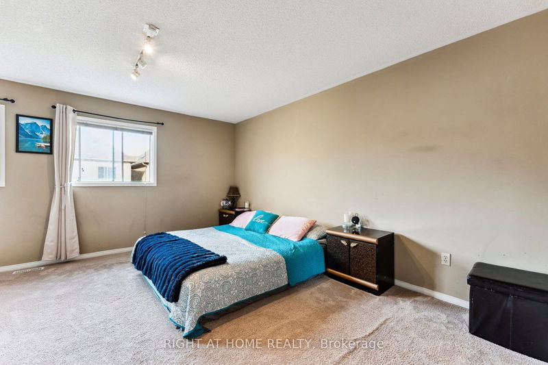 108 Goldenlight Circ  Brampton, L6X 4N6 | Image 19