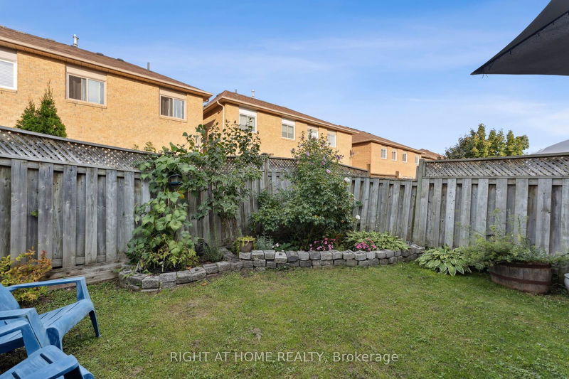 108 Goldenlight Circ  Brampton, L6X 4N6 | Image 39