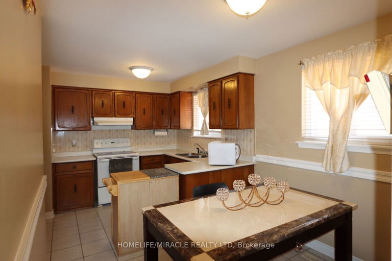 3099 Morning Star Dr  Mississauga, L4T 1X1 | Image 6