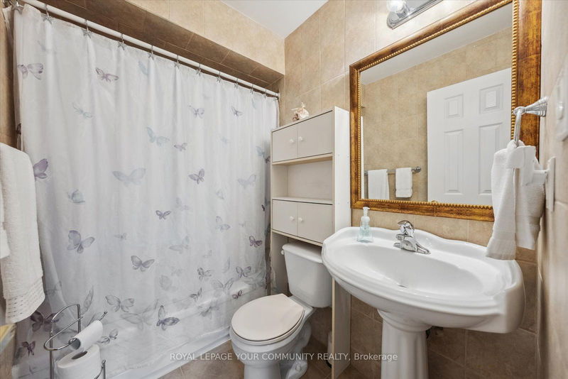 4101 Longo Circ  Mississauga, L4T 4C6 | Image 21