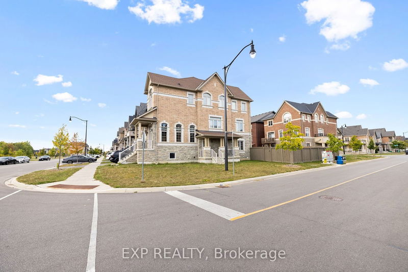 495 Queen Mary Dr  Brampton, L7A 0C2 | Image 38