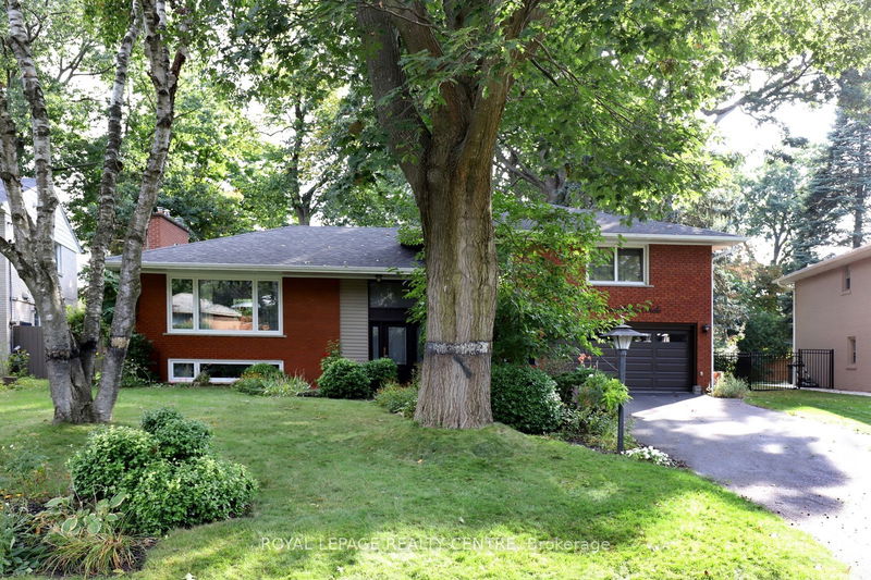 3338 Enniskillen Circ  Mississauga, L5C 2M8 | Image 3