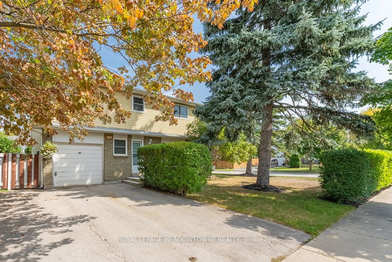 769 Cabot Tr  Milton, L9T 3R8 | Image 4