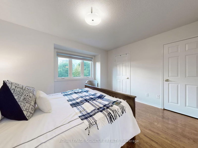 141 Harbourview Cres  Toronto, M8V 4A8 | Image 18