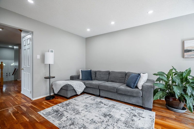 3569 Nutcracker Dr  Mississauga, L5N 6G1 | Image 11