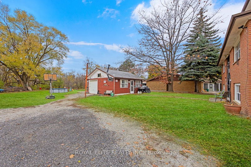 25 Haggert Ave S Brampton, L6Y 2C2 | Image 4