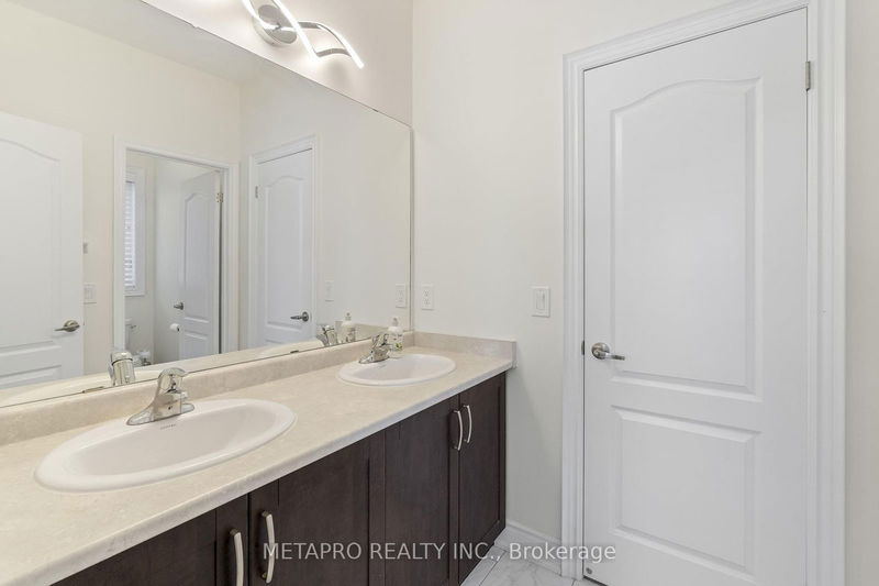 792 Glenbrook Ave  Burlington, L7T 1L7 | Image 31