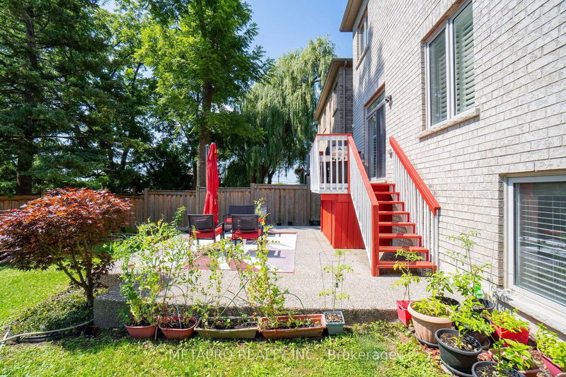 792 Glenbrook Ave  Burlington, L7T 1L7 | Image 35