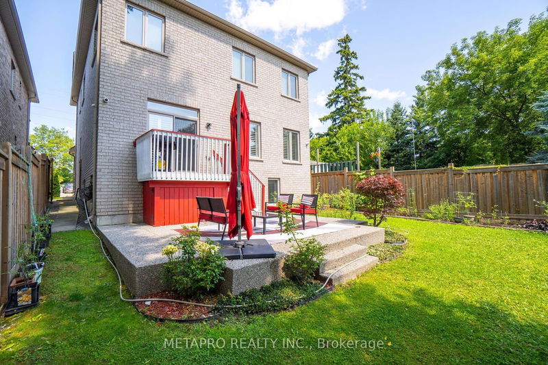 792 Glenbrook Ave  Burlington, L7T 1L7 | Image 37