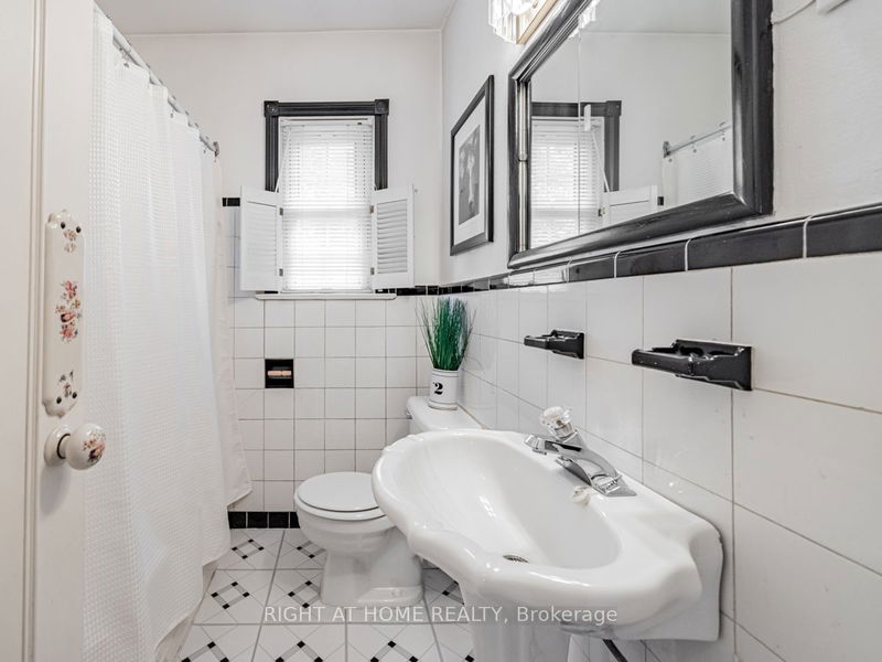 1416 Islington Ave  Toronto, M9A 3K7 | Image 20