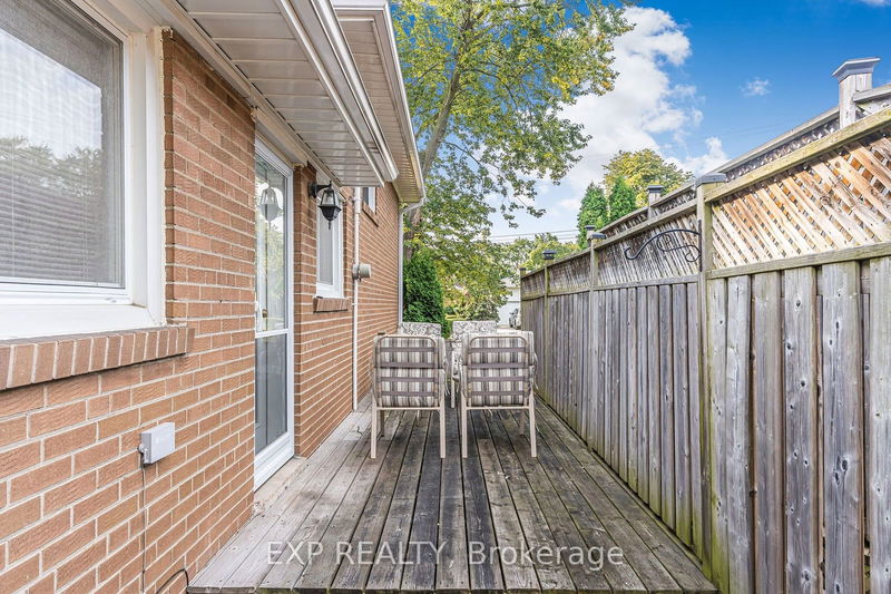 2 Guernsey Dr  Toronto, M9C 3A6 | Image 30