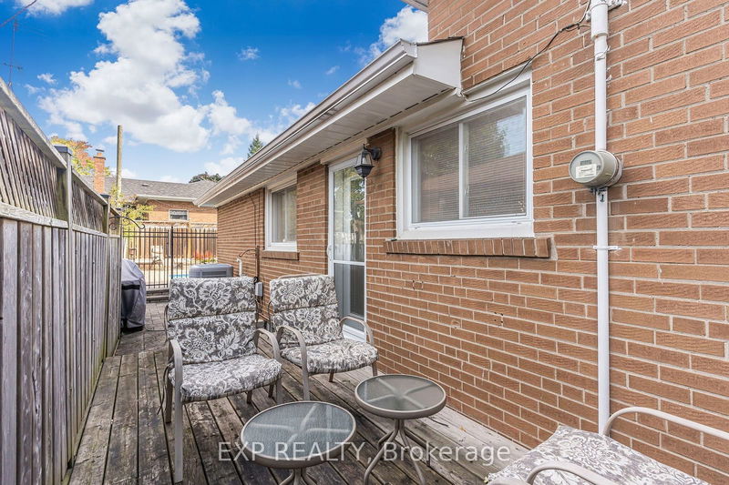 2 Guernsey Dr  Toronto, M9C 3A6 | Image 32