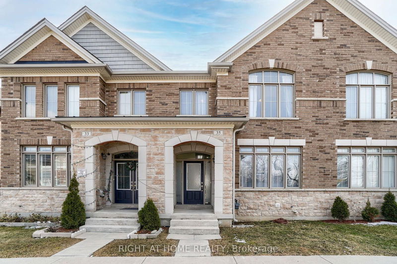 35 Thornapple St  Brampton, L6R 3X2 | Image 1