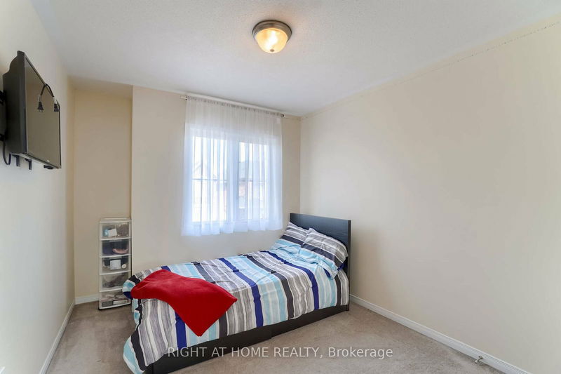 35 Thornapple St  Brampton, L6R 3X2 | Image 22