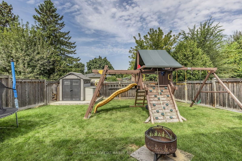 78 Caledon Cres  Brampton, L6W 1C5 | Image 34