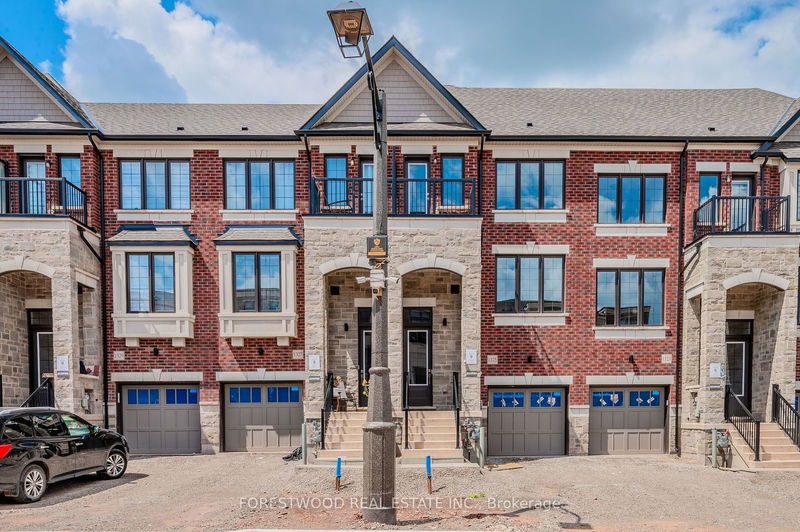 1325 Kaniv St  Oakville, L6M 5R3 | Image 24