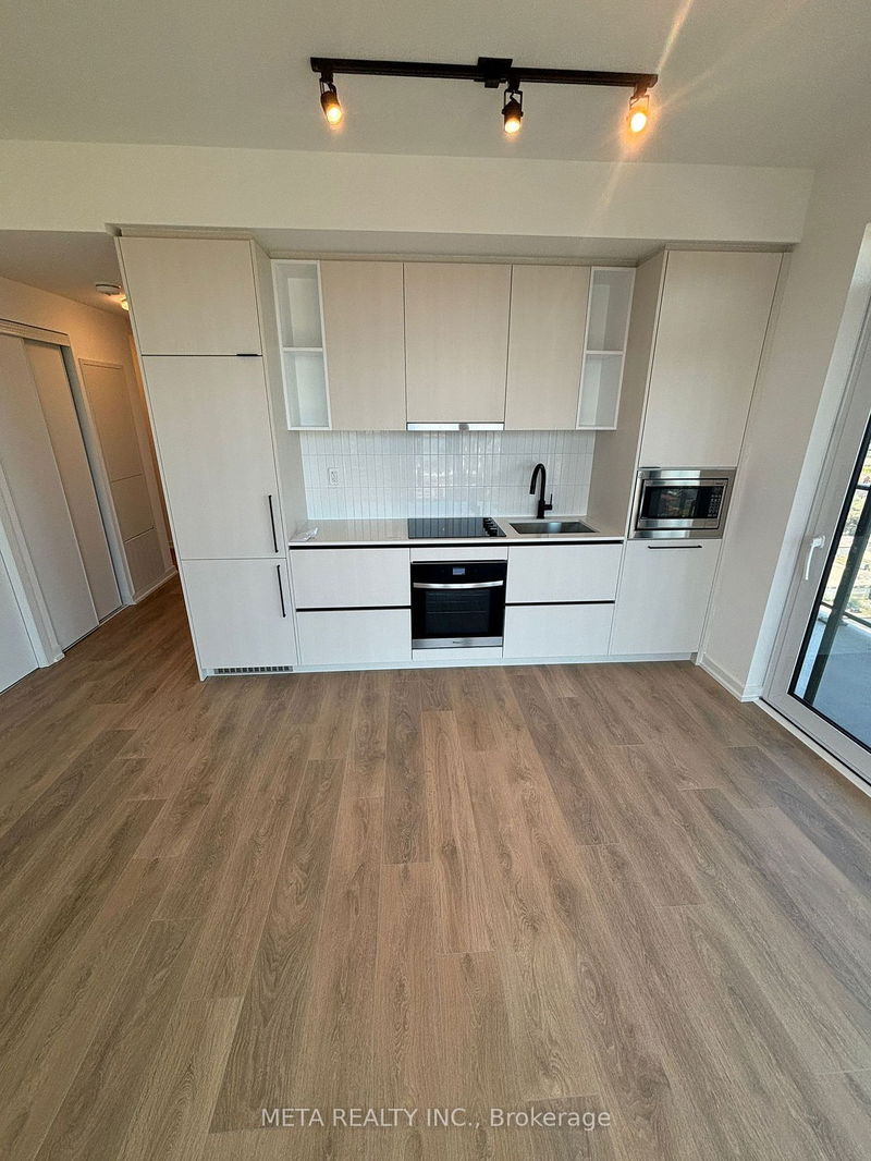 home for lease on 1409-1285 Dupont Street