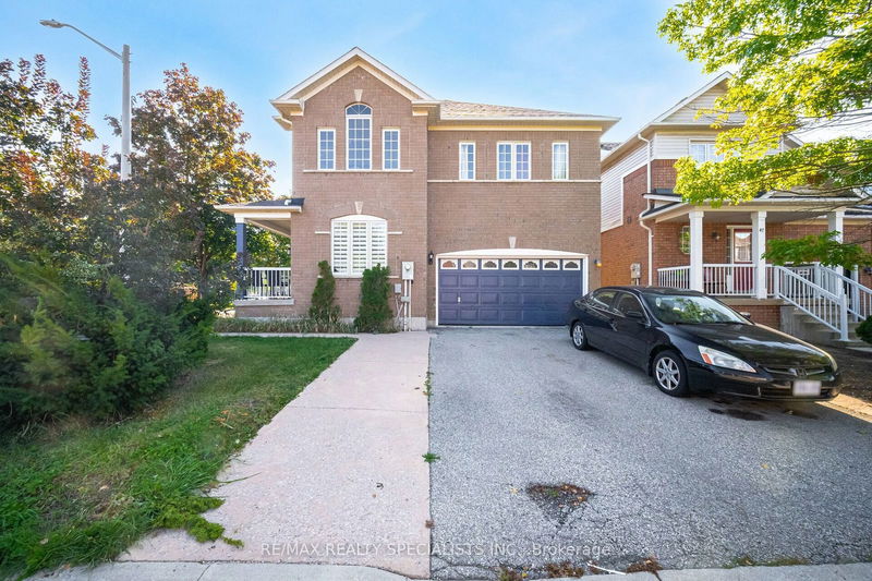 44 Kershaw St  Brampton, L7A 2A5 | Image 2