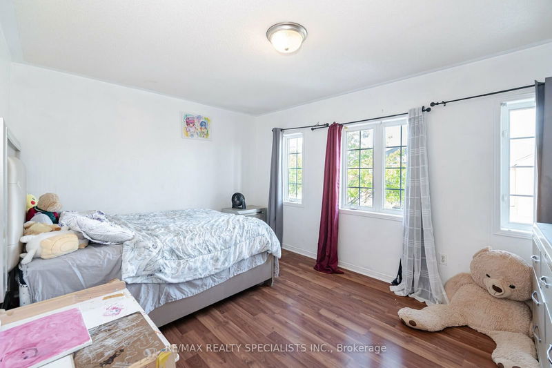 44 Kershaw St  Brampton, L7A 2A5 | Image 23