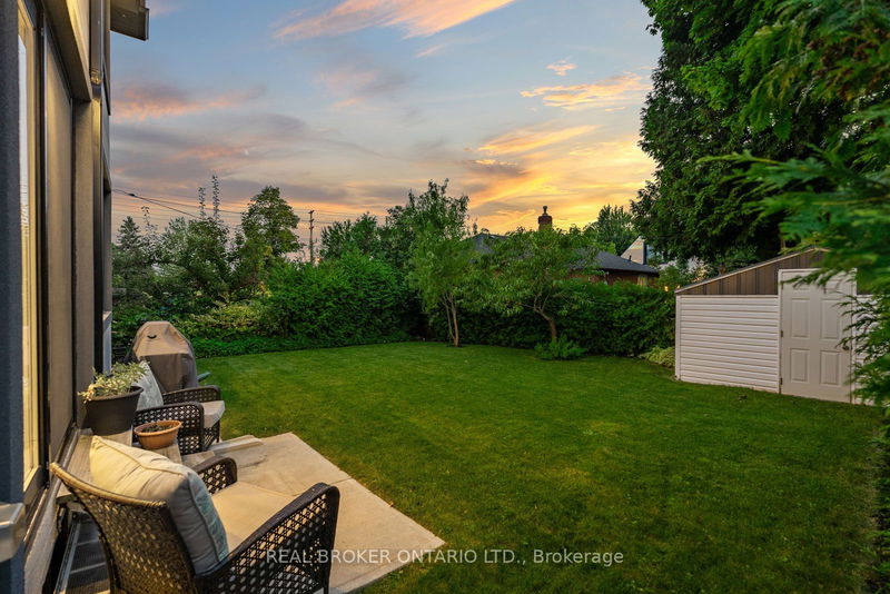 106 Ballacaine Dr  Toronto, M8Y 4B8 | Image 38