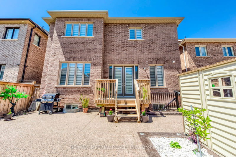 74 Merlin St  Oakville, L6H 0Z4 | Image 38