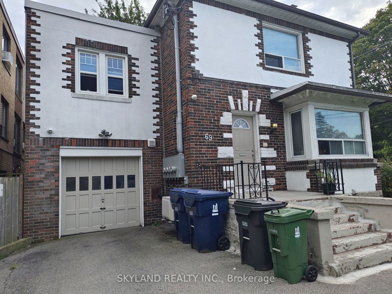 home for lease on 3-69 Lake Shore Drive