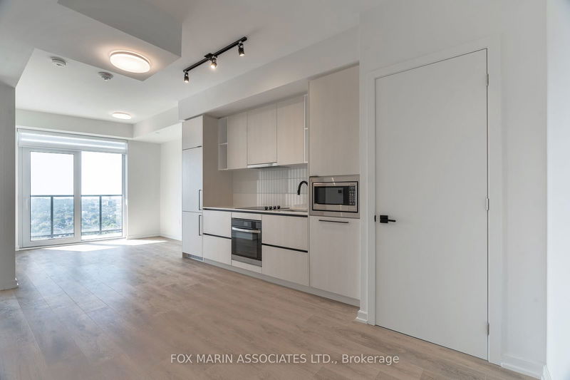 home for lease on 2002-1285 Dupont Street