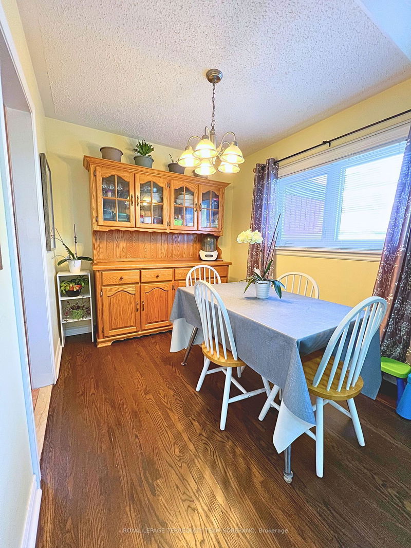  27 - 216 Town House Cres  Brampton, L6W 3C6 | Image 7