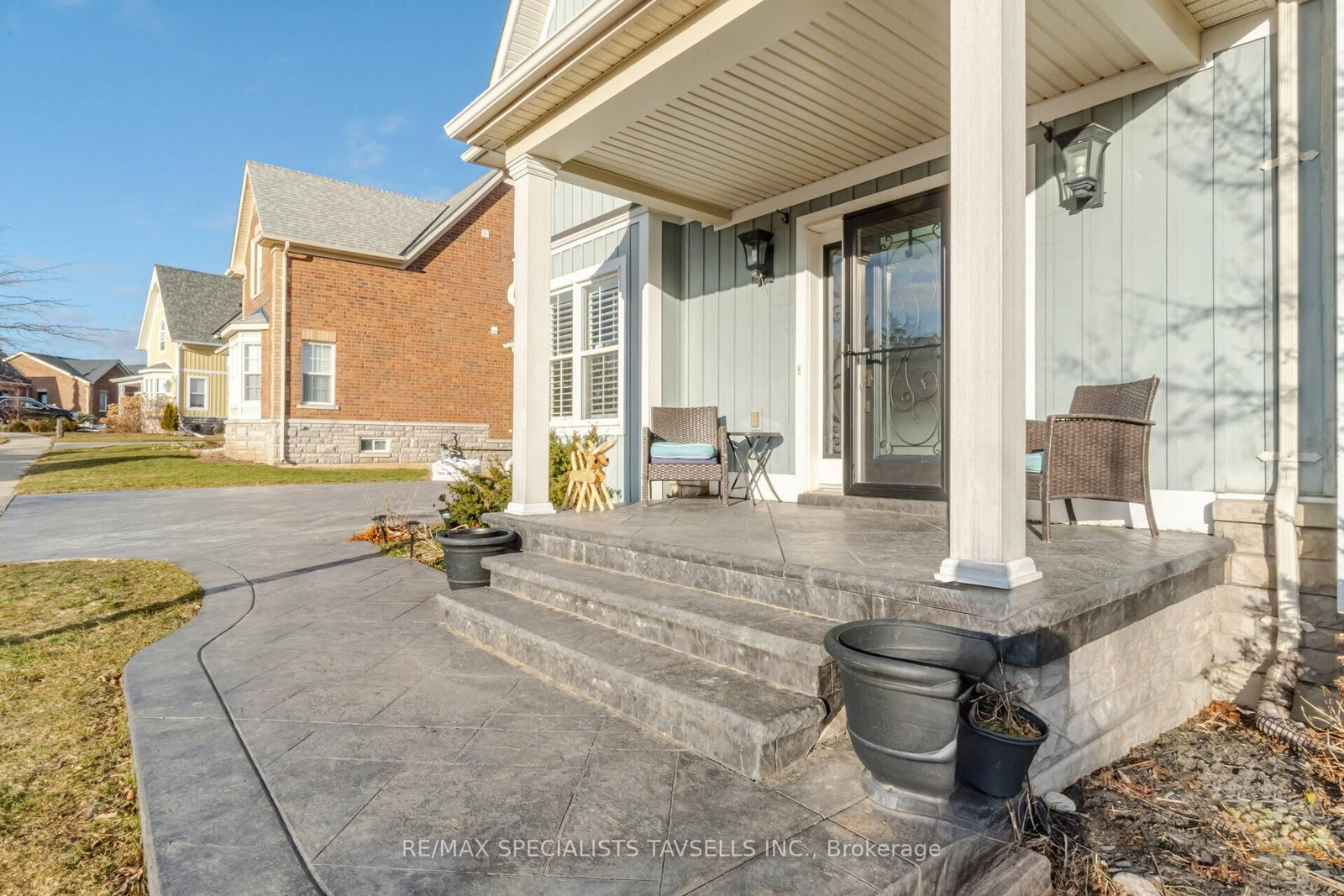 Listing Image 3