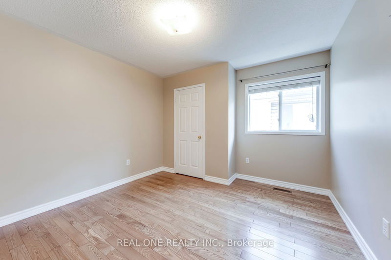 22 Sloan Dr  Milton, L9T 5P7 | Image 30