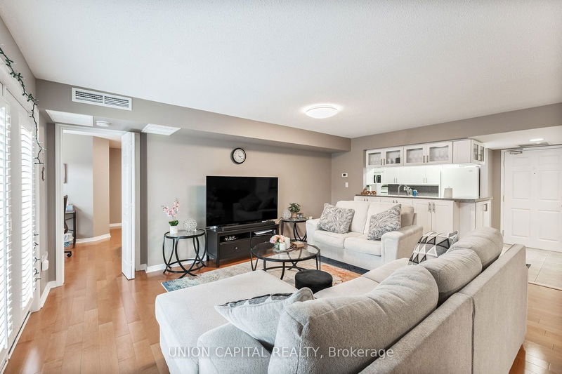  F304 - 216 Plains Rd W Burlington, L7T 4K8 | Image 5