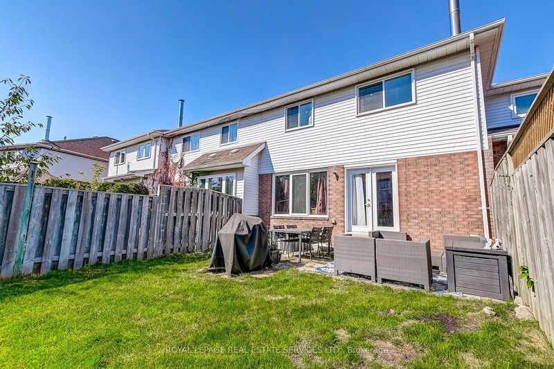 2785 Lindholm Cres  Mississauga, L5M 4P7 | Image 28