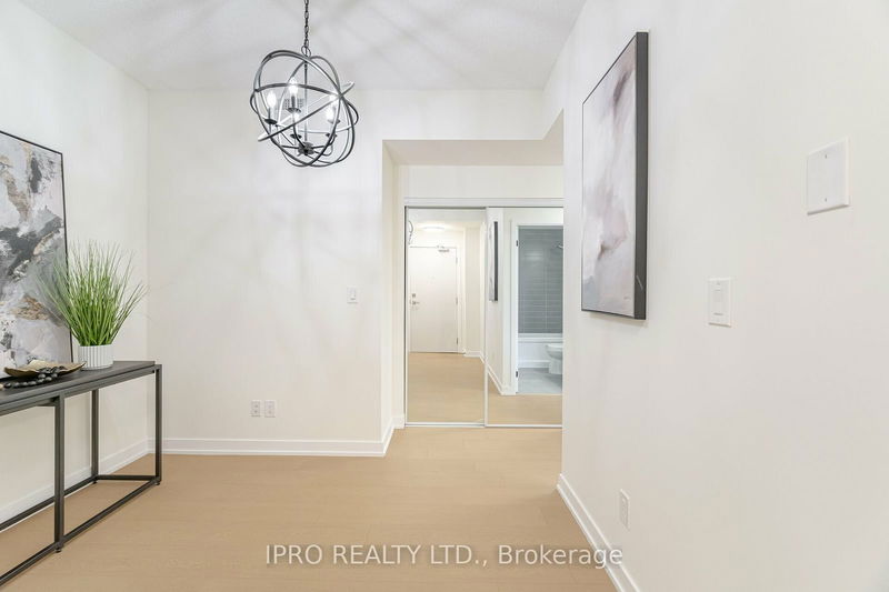  1107 - 4011 Brickstone Mews  Mississauga, L5B 0J7 | Image 2