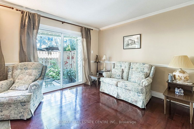  29 - 1050 Shawnmarr Rd  Mississauga, L5H 3V1 | Image 10