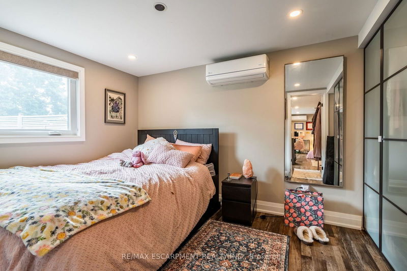 2338 Gillingham Dr  Burlington, L7P 4G6 | Image 29