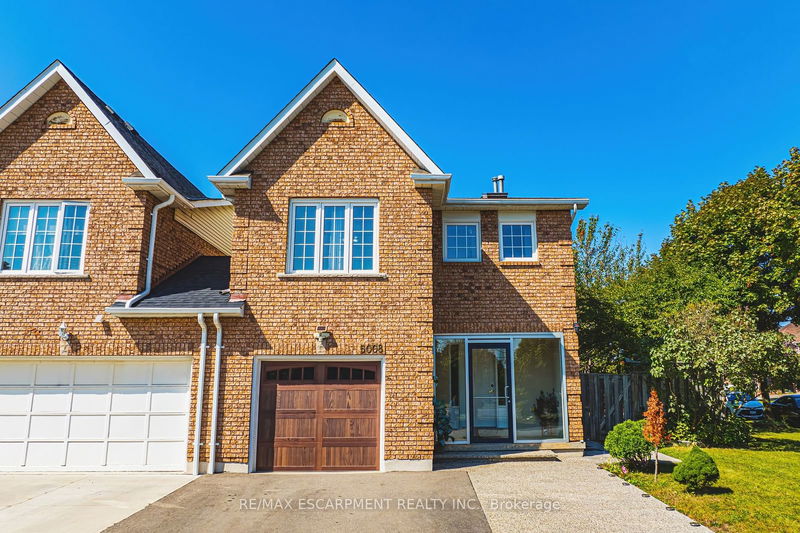 5008 Willowood Dr  Mississauga, L5R 3R5 | Image 3