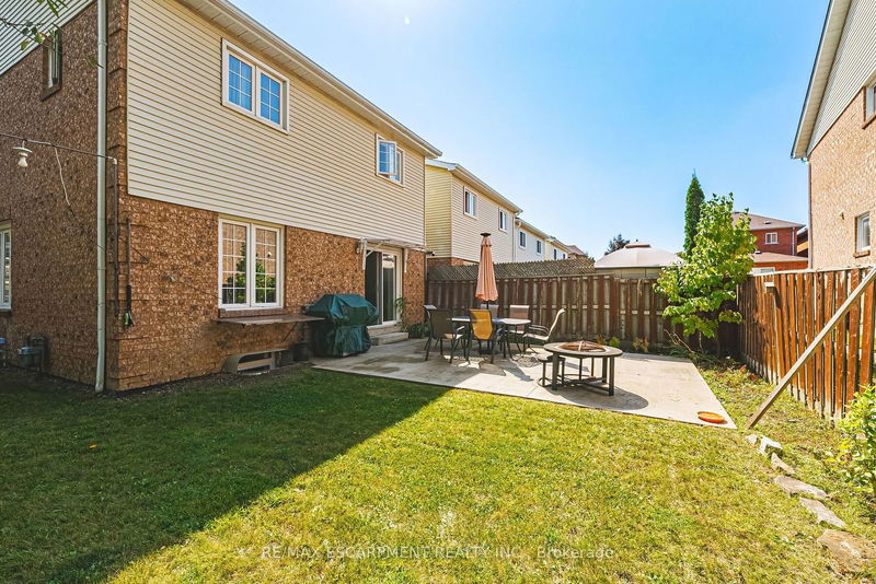 5008 Willowood Dr  Mississauga, L5R 3R5 | Image 32