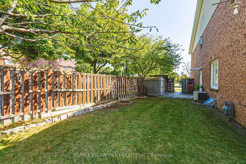 5008 Willowood Dr  Mississauga, L5R 3R5 | Image 33