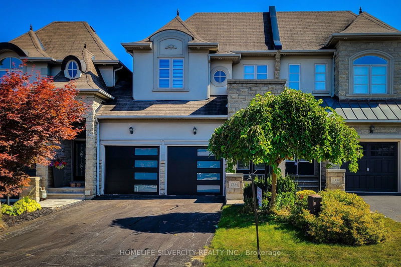 2336 Wuthering Heights Way  Oakville, L6M 0E8 | Image 3