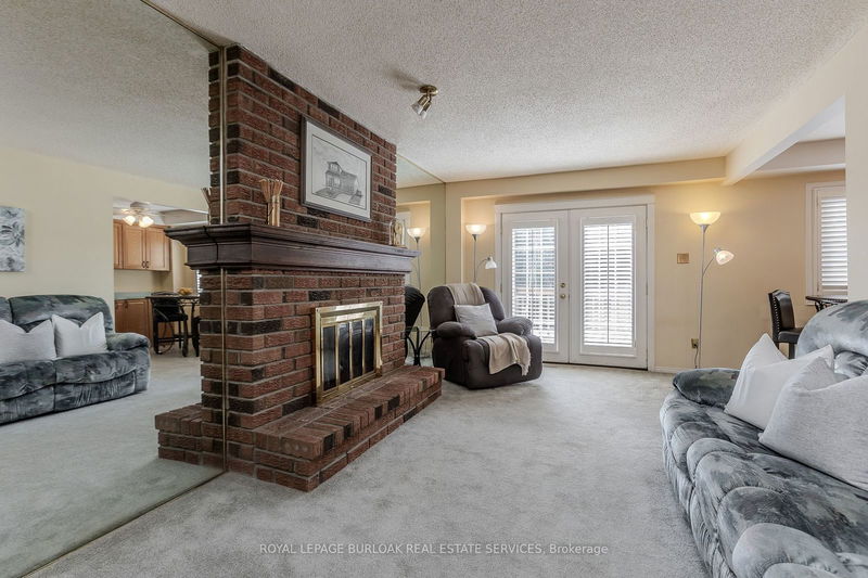 2090 Deer Run Ave  Burlington, L7M 2N8 | Image 23