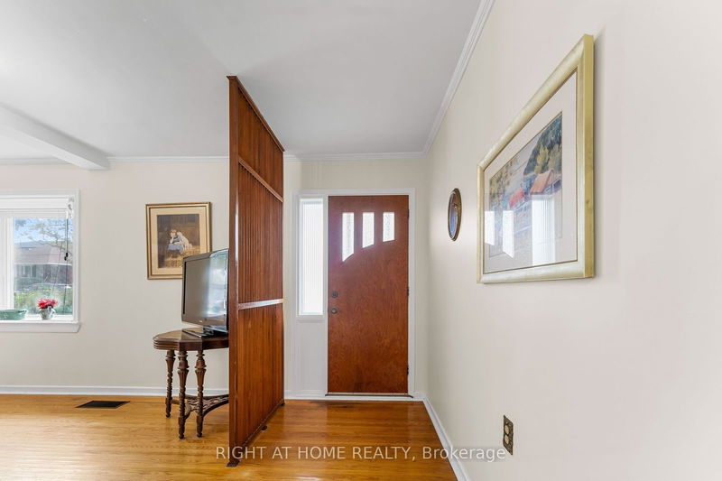 50 Lilac Ave  Toronto, M9M 1G3 | Image 4