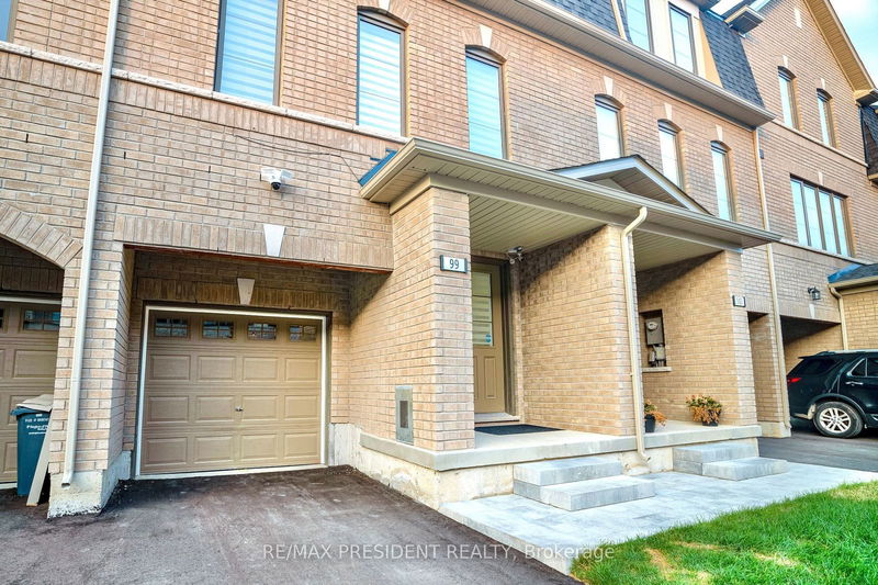 99 Halliford Pl  Brampton, L6P 4N6 | Image 4