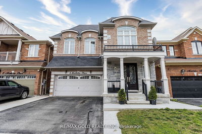 4 Mistletoe Pl  Brampton, L6Y 5V1 | Image 1